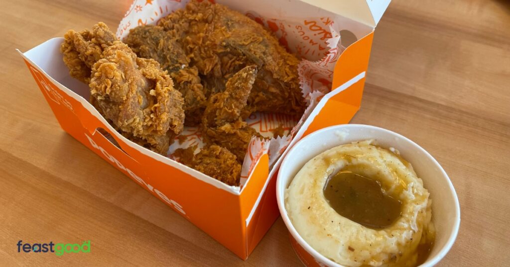 Popeye’s Bulking Meal #4: Chicken Breast, Wing, and a Thigh With Mashed Potatoes (1040 Calories)