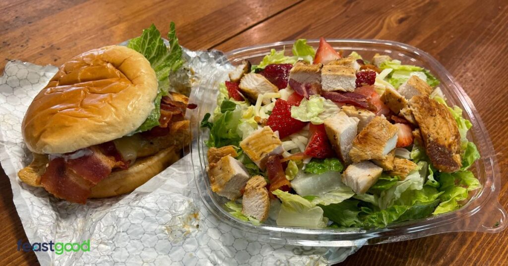 Wendy’s Cutting Meal #3: Strawberry Summer Salad + Jr. Hamburger (720 Calories)